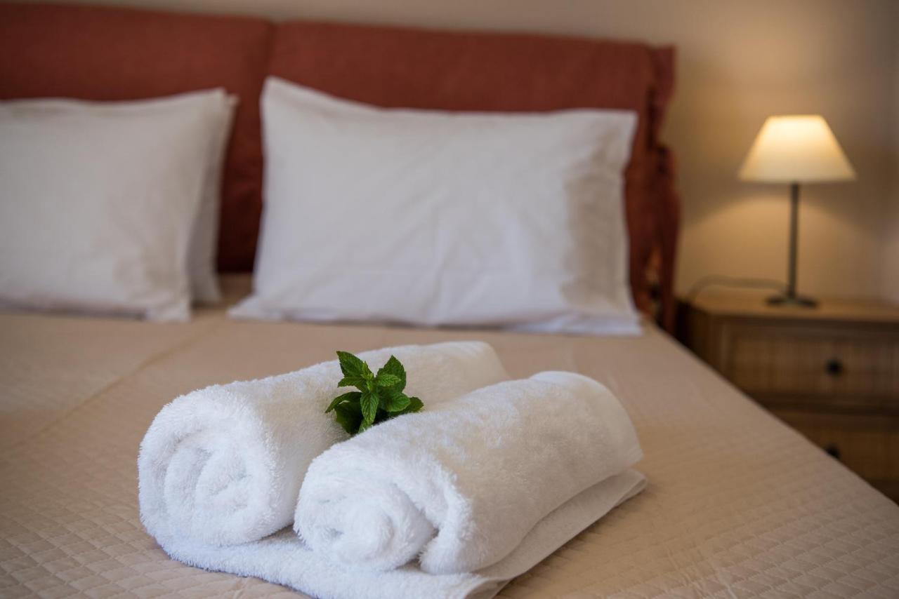 Akrotiri Sea View Suites Екстер'єр фото