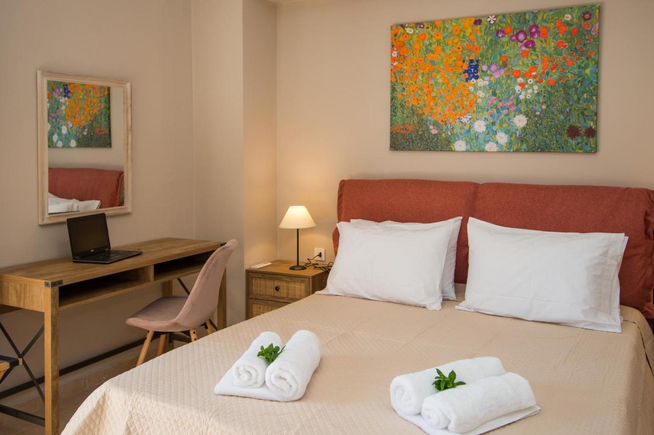Akrotiri Sea View Suites Екстер'єр фото