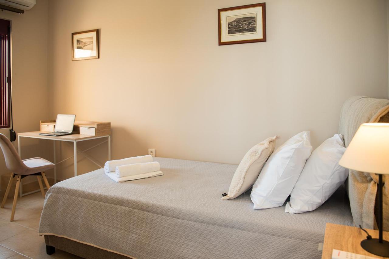 Akrotiri Sea View Suites Екстер'єр фото
